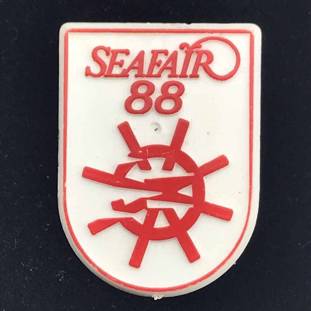 Seafair 88 Vintage Pin Plastic 1988 Fair Festival 80s Seattle Washington USA